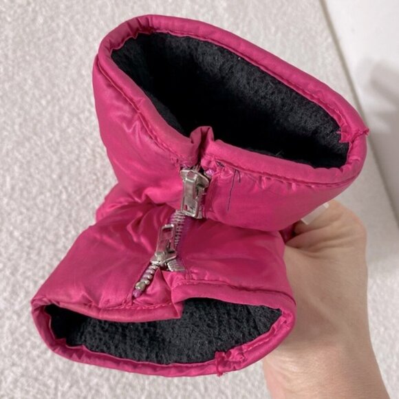 5/$25 Hot Paws Fuchsia Pink Winter Gloves - Picture 4 of 12